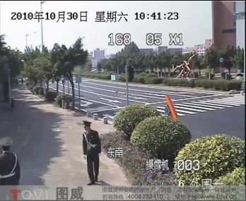 D1效果-室外通道安保視頻監(jiān)控錄像演示